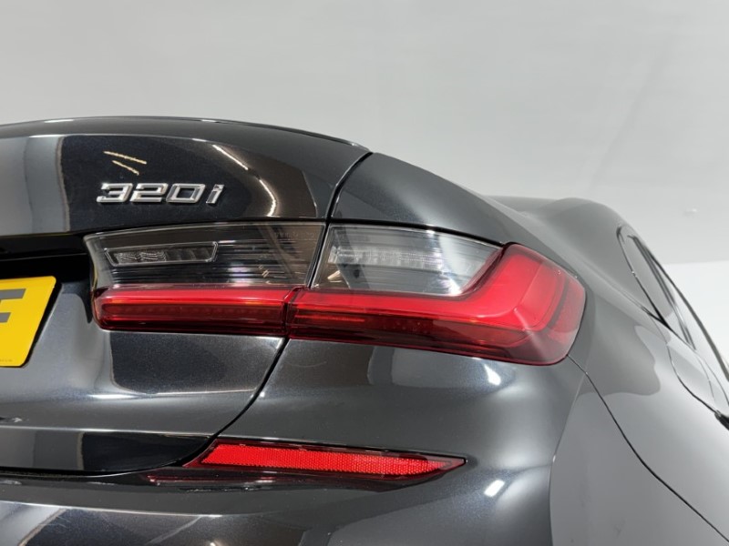 2020 (69) BMW 3 SERIES 320i M Sport 4dr Step Auto 5388755