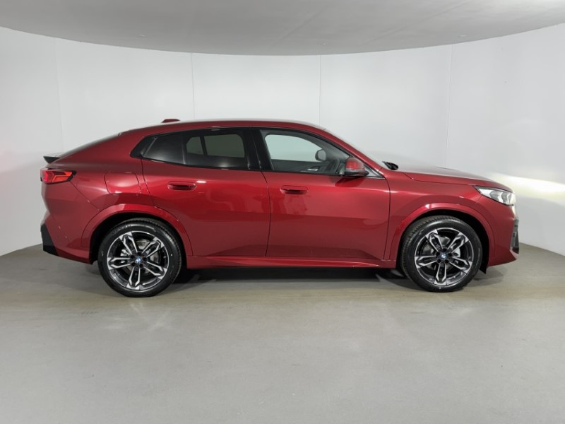 2026 (26) BMW iX2 150kW eDrive20 M Sport 65kWh 5dr Auto 5326592