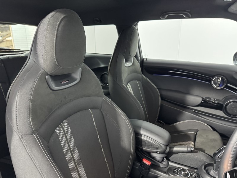 2023 (23) MINI HATCHBACK 2.0 Cooper S Sport Premium 3dr Auto 5240482