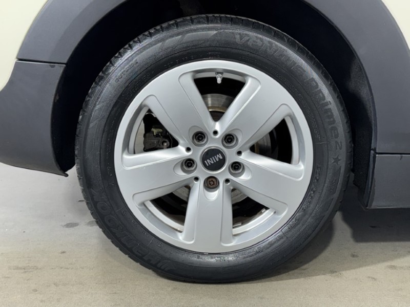 2016 (66) MINI CLUBMAN 1.5 Cooper 6dr Auto 5253688