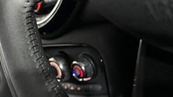 2016 (66) MINI CLUBMAN 1.5 Cooper 6dr Auto 5253670