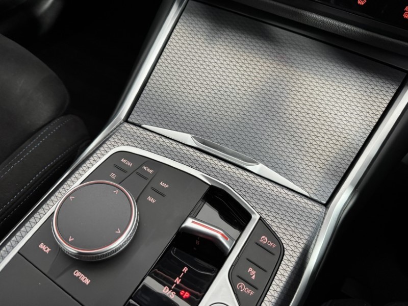 2025 (75) BMW 3 SERIES 320i M Sport 4dr Step Auto 5319492