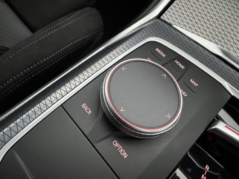 2025 (75) BMW 3 SERIES 320i M Sport 4dr Step Auto 5319491