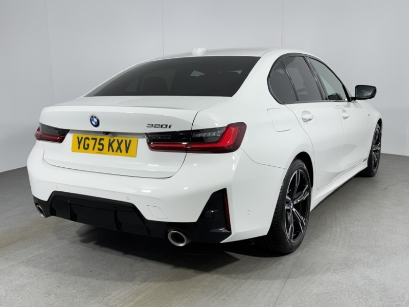 2025 (75) BMW 3 SERIES 320i M Sport 4dr Step Auto 5319556