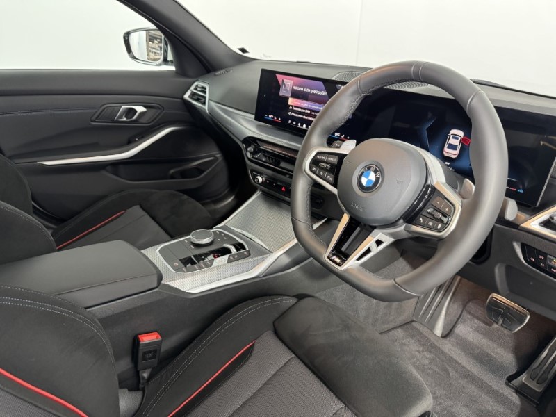 2025 (75) BMW 3 SERIES 320i M Sport 4dr Step Auto 5319506