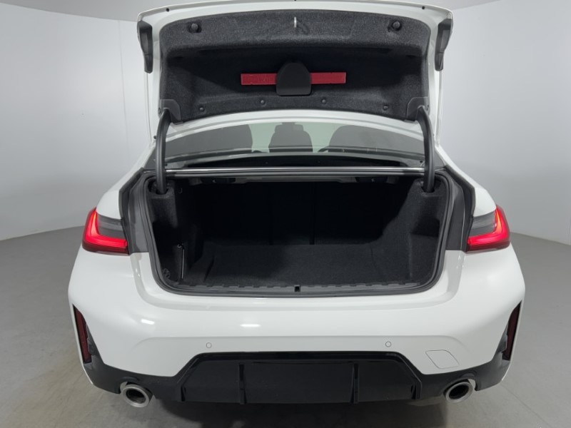 2025 (75) BMW 3 SERIES 320i M Sport 4dr Step Auto 5319526