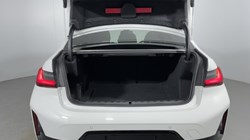 2025 (75) BMW 3 SERIES 320i M Sport 4dr Step Auto 5319526