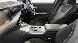 2025 (75) BMW 3 SERIES 320i M Sport 4dr Step Auto 5319537