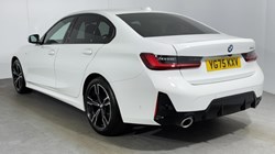 2025 (75) BMW 3 SERIES 320i M Sport 4dr Step Auto 5319555