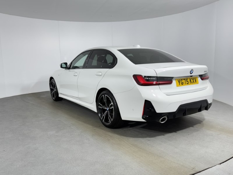 2025 (75) BMW 3 SERIES 320i M Sport 4dr Step Auto 5319547