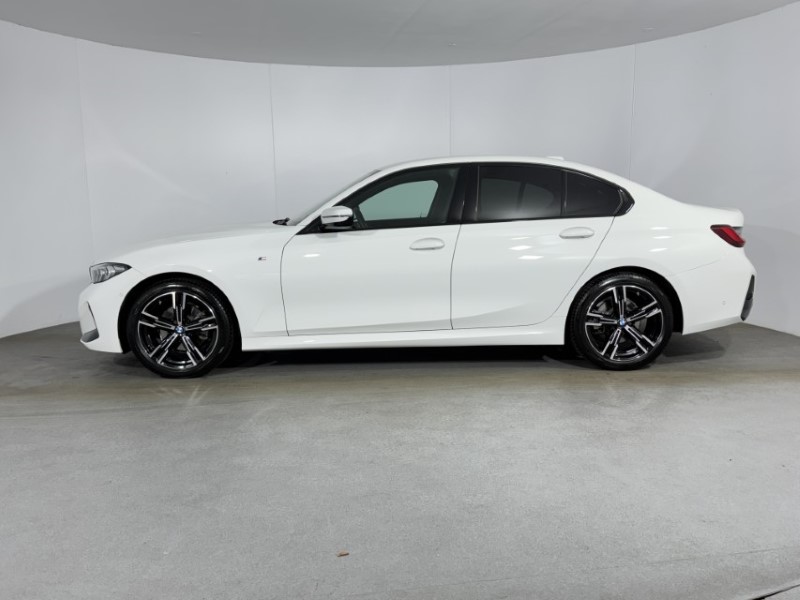 2025 (75) BMW 3 SERIES 320i M Sport 4dr Step Auto 5319543