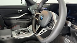 2025 (75) BMW 3 SERIES 320i M Sport 4dr Step Auto 5319507
