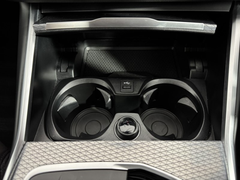 2025 (75) BMW 3 SERIES 320i M Sport 4dr Step Auto 5319493