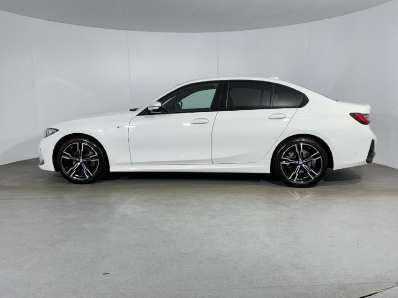 2025 (75) BMW 3 SERIES 320i M Sport 4dr Step Auto 5319544