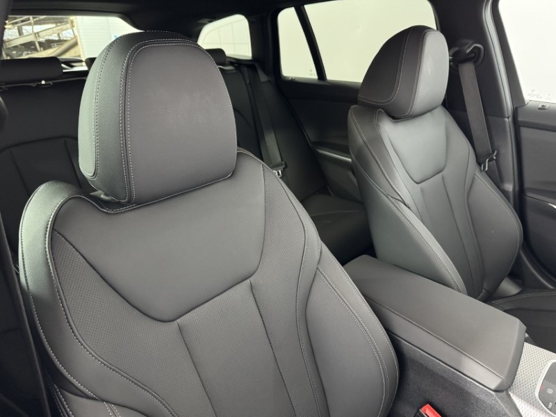 2025 (25) BMW 3 SERIES 320i M Sport 5dr Step Auto 5319898