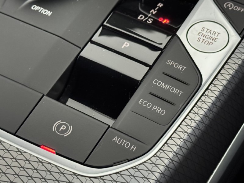 2025 (25) BMW 3 SERIES 320i M Sport 5dr Step Auto 5319882