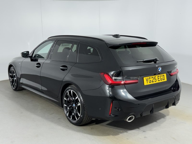 2025 (25) BMW 3 SERIES 320i M Sport 5dr Step Auto 1