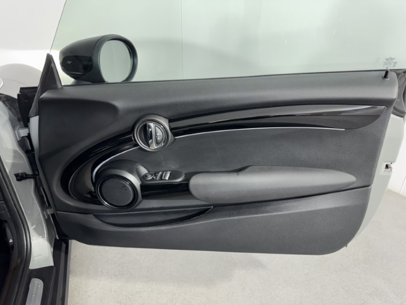 2022 (72) MINI HATCHBACK 2.0 Cooper S Classic 3dr Auto 5305603