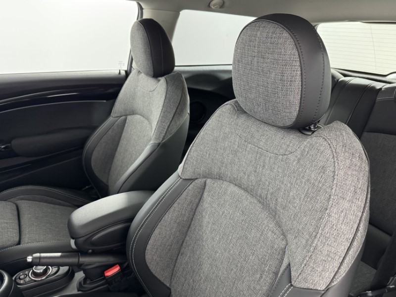 2022 (72) MINI HATCHBACK 2.0 Cooper S Classic 3dr Auto 5305631