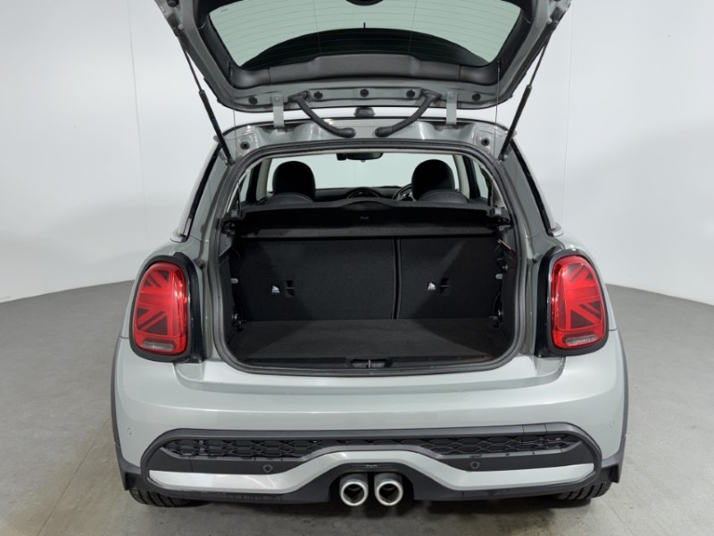 2022 (72) MINI HATCHBACK 2.0 Cooper S Classic 3dr Auto 5305624