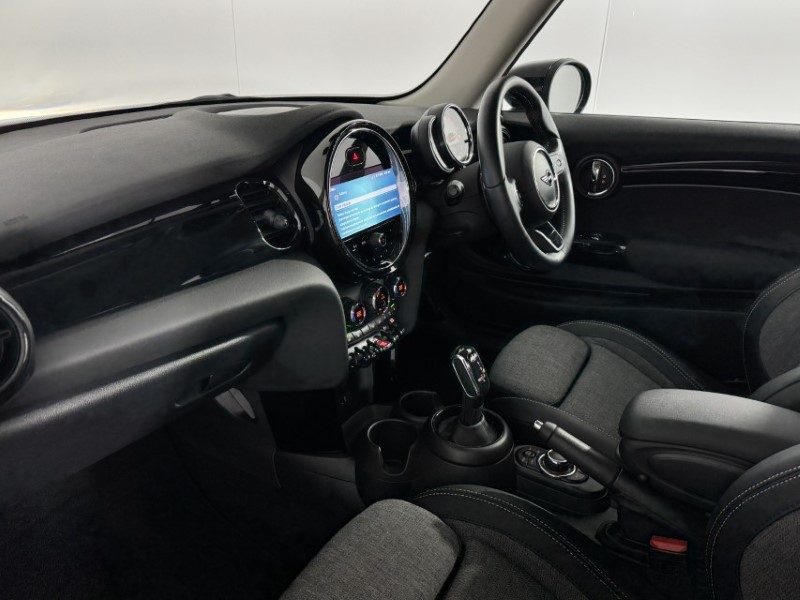 2022 (72) MINI HATCHBACK 2.0 Cooper S Classic 3dr Auto 5305632