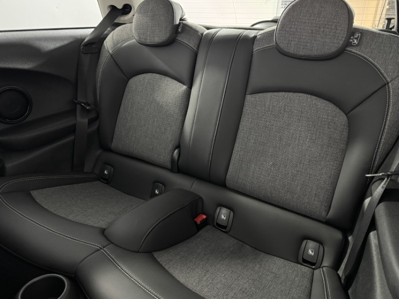 2022 (72) MINI HATCHBACK 2.0 Cooper S Classic 3dr Auto 5305626