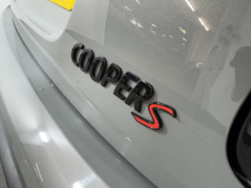 2022 (72) MINI HATCHBACK 2.0 Cooper S Classic 3dr Auto 5305618
