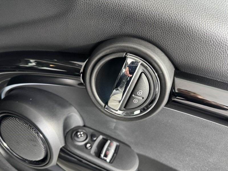 2022 (72) MINI HATCHBACK 2.0 Cooper S Classic 3dr Auto 5305604