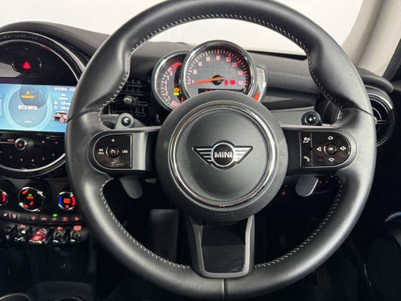 2022 (72) MINI HATCHBACK 2.0 Cooper S Classic 3dr Auto 5305580