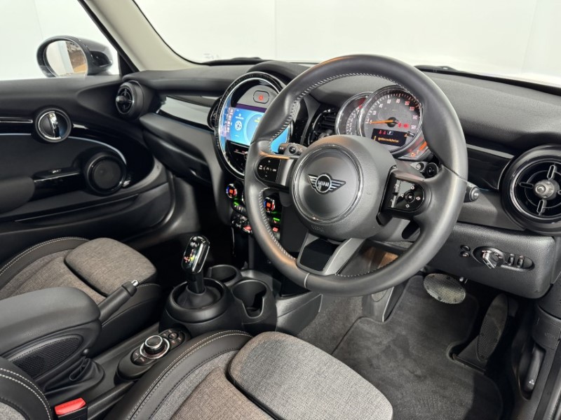 2022 (72) MINI HATCHBACK 2.0 Cooper S Classic 3dr Auto 5305599