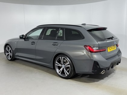 2024 (74) BMW 3 SERIES 320i M Sport 5dr Step Auto