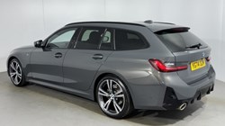 2024 (74) BMW 3 SERIES 320i M Sport 5dr Step Auto 5502462
