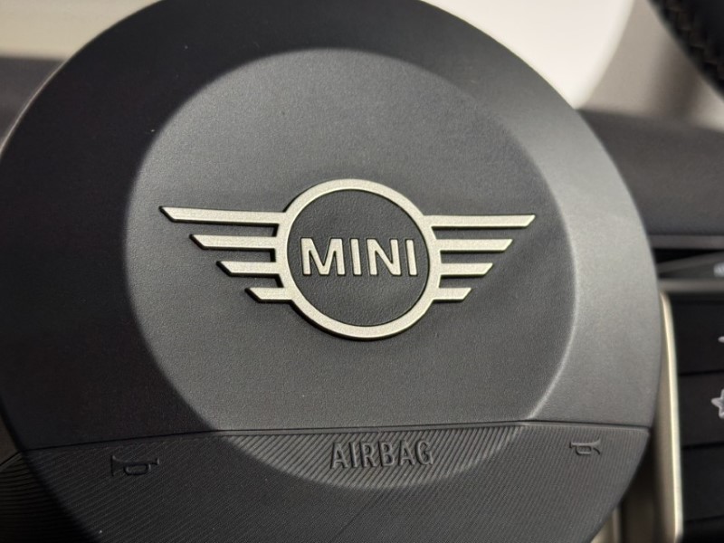 2024 (24) MINI COOPER 1.5 C Classic 3dr Auto 5297866