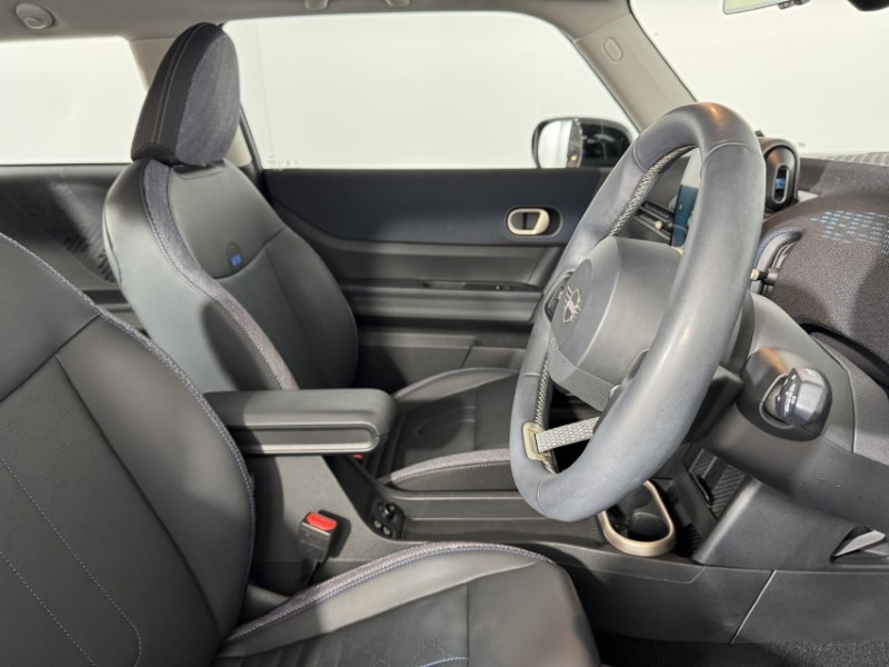 2024 (24) MINI COOPER 1.5 C Classic 3dr Auto 5297876