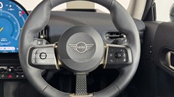 2024 (24) MINI COOPER 1.5 C Classic 3dr Auto 5297861