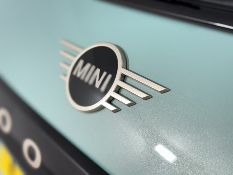 2024 (24) MINI COOPER 1.5 C Classic 3dr Auto 5297887