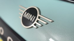 2024 (24) MINI COOPER 1.5 C Classic 3dr Auto 5297887