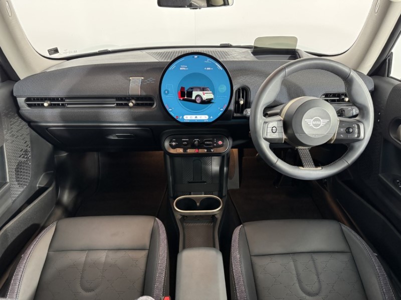 2024 (24) MINI COOPER 1.5 C Classic 3dr Auto 5297909