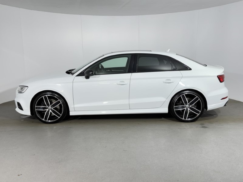 2018 (18) AUDI A3 S3 TFSI Quattro Black Edition 4dr S Tronic 5287266