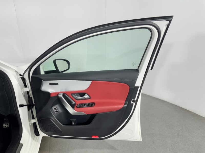 2019 (69) MERCEDES-BENZ A CLASS A35 4Matic Executive 4dr Auto 5292901