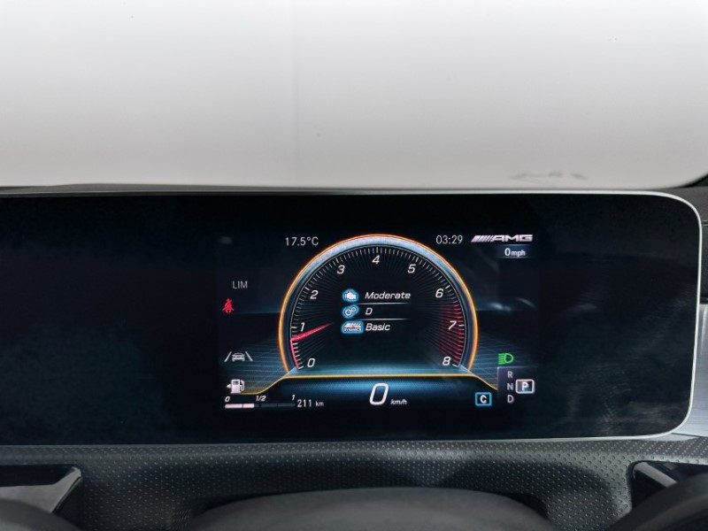 2019 (69) MERCEDES-BENZ A CLASS A35 4Matic Executive 4dr Auto 5292877