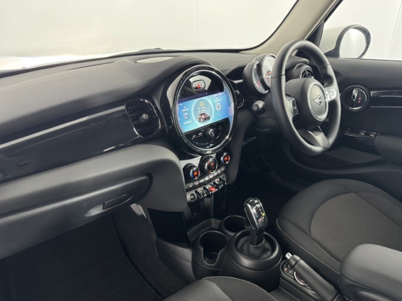 2022 (22) MINI HATCHBACK 1.5 Cooper Classic 5dr Auto 5305738