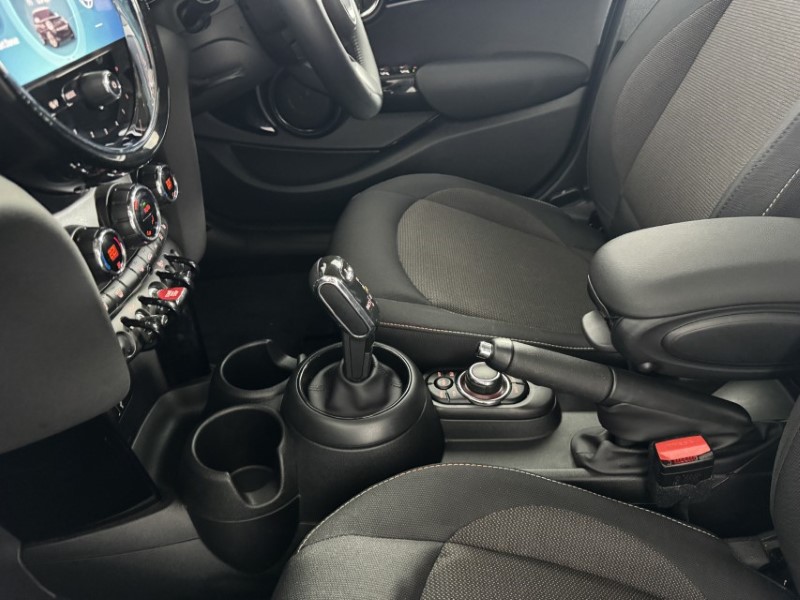 2022 (22) MINI HATCHBACK 1.5 Cooper Classic 5dr Auto 5305739