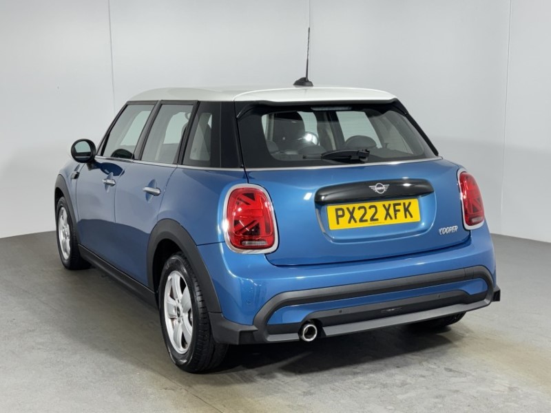 2022 (22) MINI HATCHBACK 1.5 Cooper Classic 5dr Auto 5305749