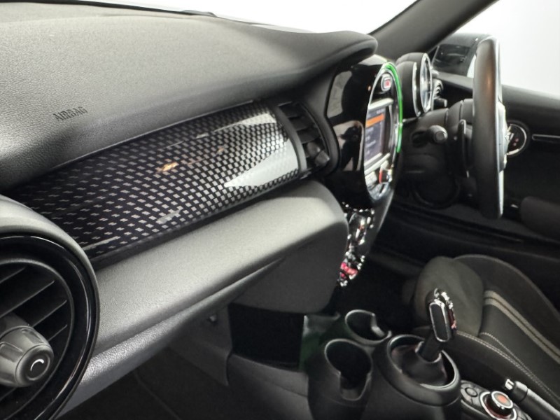 2019 (69) MINI HATCHBACK 2.0 Cooper S Sport II 3dr Auto 5297777