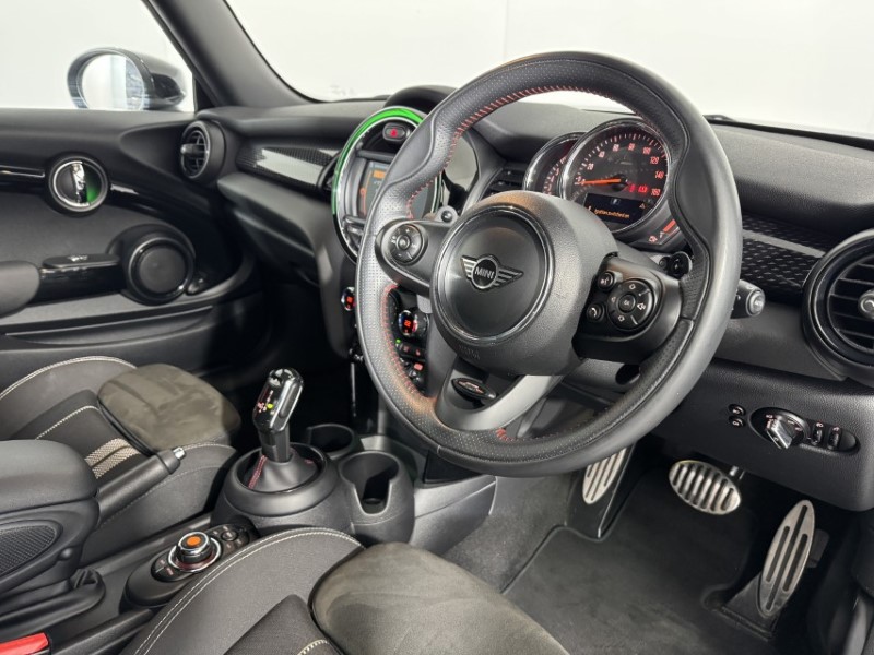 2019 (69) MINI HATCHBACK 2.0 Cooper S Sport II 3dr Auto 5297751