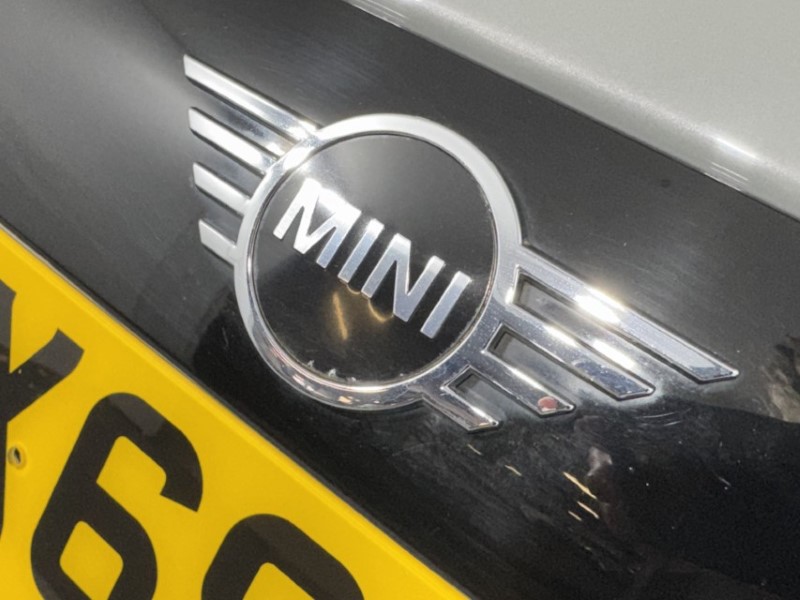 2019 (69) MINI HATCHBACK 2.0 Cooper S Sport II 3dr Auto 5297770