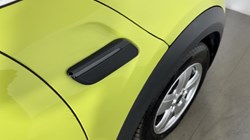 2022 (72) MINI HATCHBACK 1.5 Cooper Classic 5dr Auto 5385731