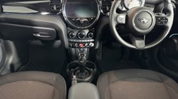 2022 (72) MINI HATCHBACK 1.5 Cooper Classic 5dr Auto 5385748