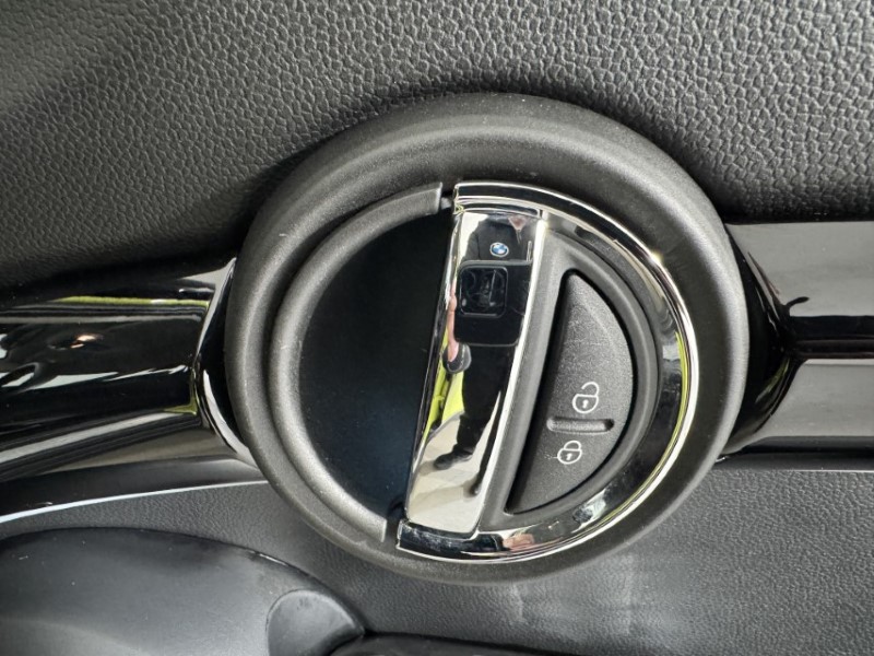2022 (72) MINI HATCHBACK 1.5 Cooper Classic 5dr Auto 5385726